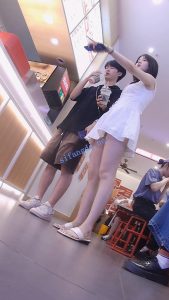 『D·D』-198-清纯女郎白裙随风飘，细腰翘臀美白腿，浅蓝内